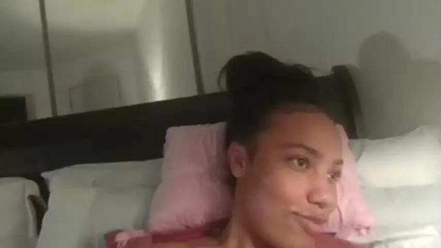 Image 8 of urtoxicx Stream on Chaturbate on 18 months ago
