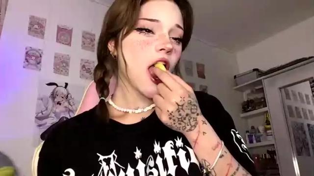 Thumbnail 2, uryukim_'s Stream at Chaturbate, 21 months ago