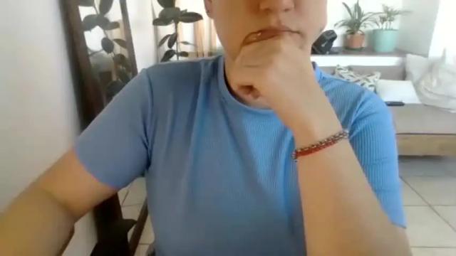 Image 4 of uso_strap Stream on Chaturbate on 17 months ago