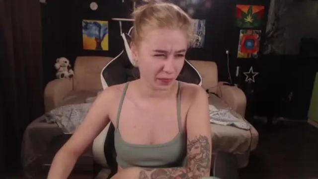 Image 3 of uvrays999 Stream on Chaturbate on 22 months ago
