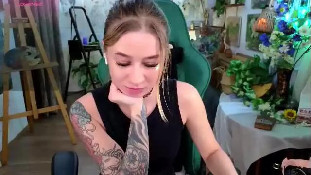 Thumbnail 3, uvrays999's Stream at Chaturbate, 2 months ago