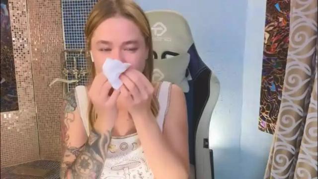 Image 2 of uvrays999 Stream on Chaturbate on 1 month ago