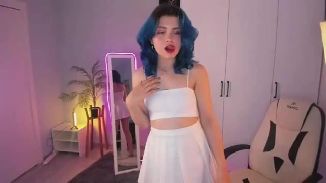Image 4 of uwu___s Stream on Chaturbate on 21 months ago