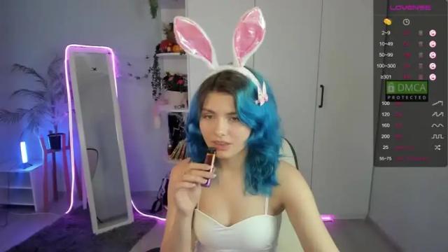 Image 2 of uwu___s Stream on Chaturbate on 20 months ago