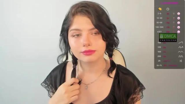 Thumbnail 3, uwu___s's Stream at Chaturbate, 20 months ago