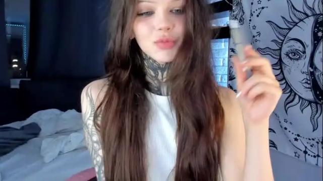 Image 2 of uwu_eva Stream on Chaturbate on 1 month ago