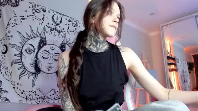 Thumbnail 2, uwu_eva's Stream at Chaturbate, 1 month ago