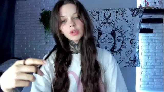 Image 11 of uwu_eva Stream on Chaturbate on 1 month ago