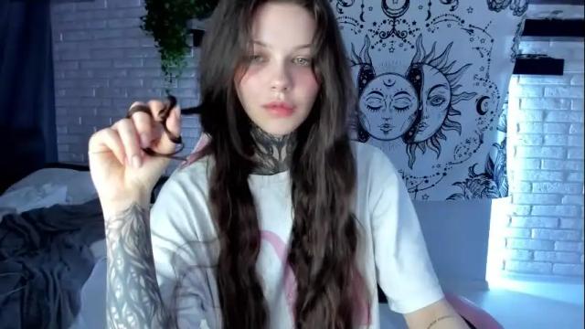 Image 12 of uwu_eva Stream on Chaturbate on 1 month ago