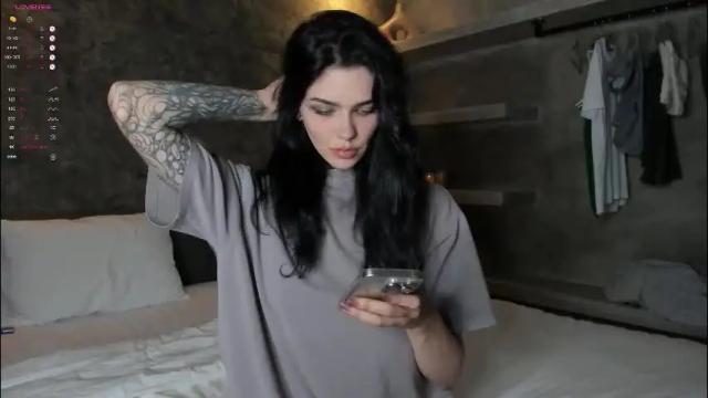 Image 4 of uwu_eva Stream on Chaturbate on 3 months ago