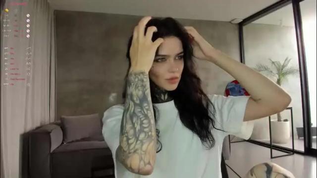 Thumbnail 1, uwu_eva's Stream at Chaturbate, 2 months ago