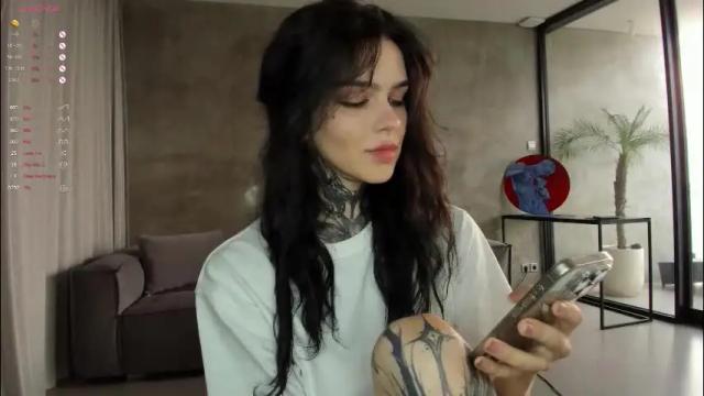 Thumbnail 2, uwu_eva's Stream at Chaturbate, 2 months ago