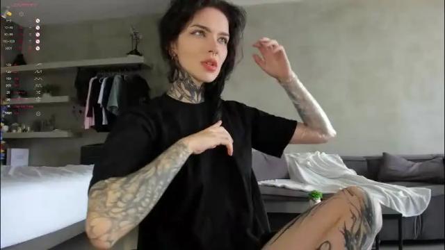 Image 12 of uwu_eva Stream on Chaturbate on 26 days ago