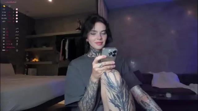 Image 7 of uwu_eva Stream on Chaturbate on 1 month ago