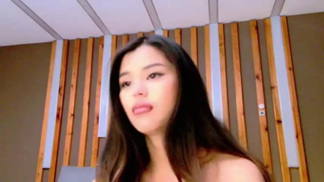 Thumbnail 3, uwupeachh's Stream at Chaturbate, 14 months ago