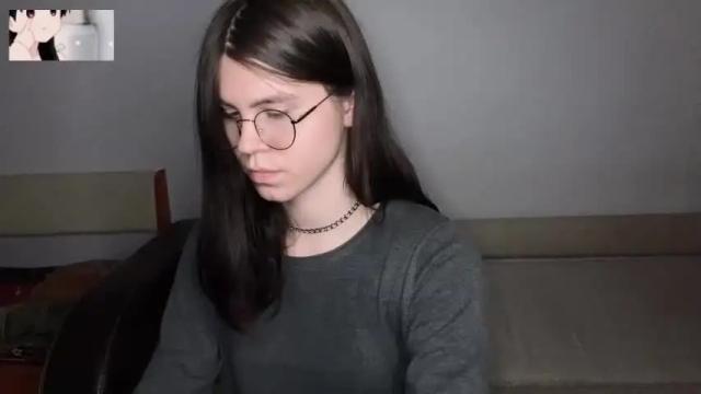 Image 8 of v_allvaress Stream on Chaturbate on 16 months ago