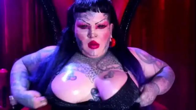 Image 3 of v_enuuus Stream on Chaturbate on 4 months ago