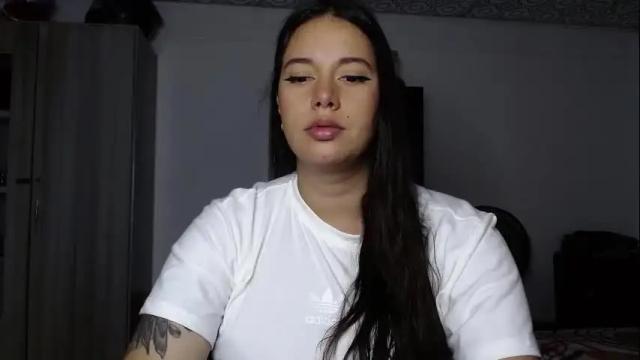 Image 2 of v_vennus Stream on Chaturbate on 1 month ago