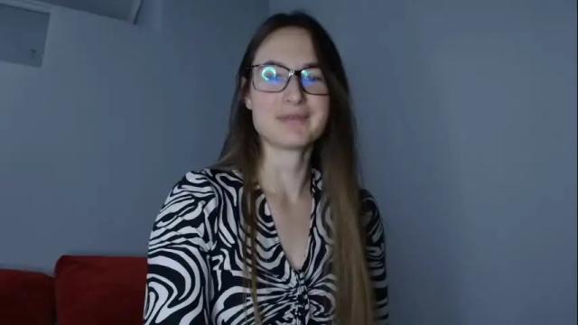 Image 11 of va_len_sea_ya Stream on Chaturbate on 1 month ago
