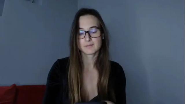 Image 7 of va_len_sea_ya Stream on Chaturbate on 1 month ago
