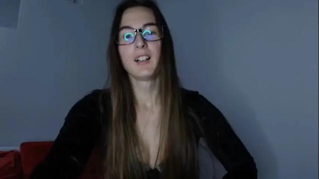 Image 12 of va_len_sea_ya Stream on Chaturbate on 29 days ago
