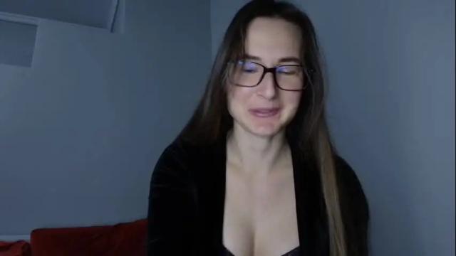 Image 2 of va_len_sea_ya Stream on Chaturbate on 29 days ago