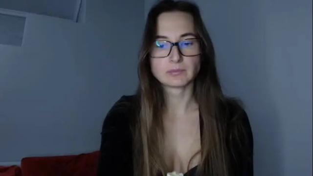 Image 8 of va_len_sea_ya Stream on Chaturbate on 29 days ago
