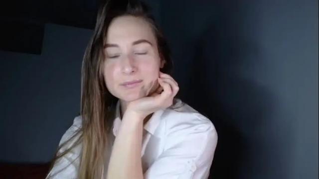 Image 6 of va_len_sea_ya Stream on Chaturbate on 27 days ago