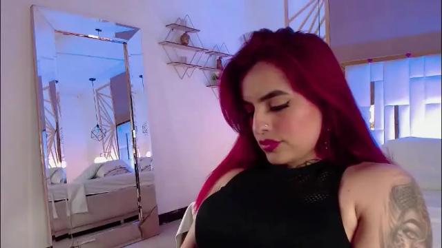 Image 3 of vaaleriee_miller_ Stream on Chaturbate on 3 days ago