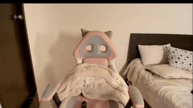 Image 12 of vaalerii_cutee Stream on Chaturbate on 1 month ago