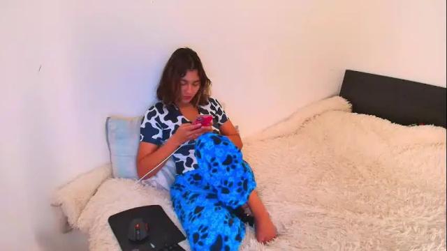 Image 10 of vaalerii_cutee Stream on Chaturbate on 3 months ago