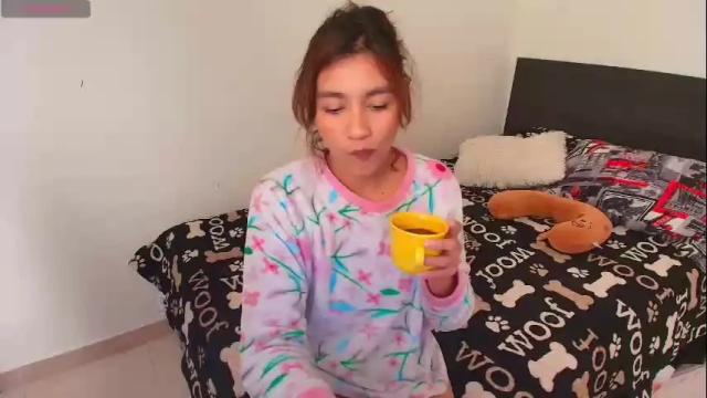 Image 7 of vaalerii_cutee Stream on Chaturbate on 2 months ago