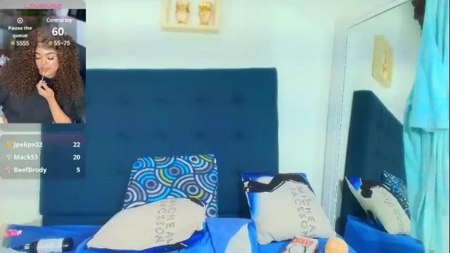 Image 11 of vahiolet_fuentes Stream on Chaturbate on 6 days ago