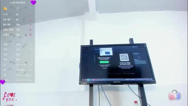 Image 10 of vahiolet_smith Stream on Chaturbate on 1 month ago