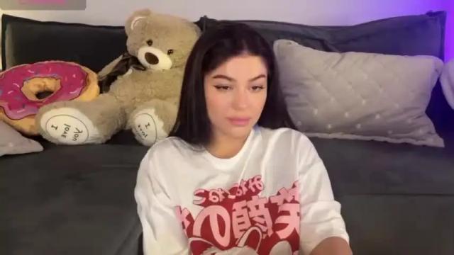 Image 10 of vaiee Stream on Chaturbate on 15 months ago