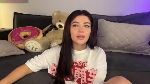 Image 4 of vaiee Stream on Chaturbate on 15 months ago