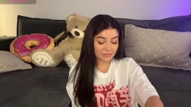 Image 7 of vaiee Stream on Chaturbate on 15 months ago
