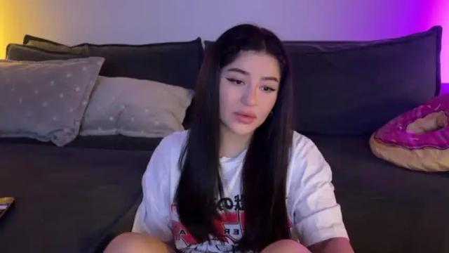 Image 7 of vaiee Stream on Chaturbate on 14 months ago