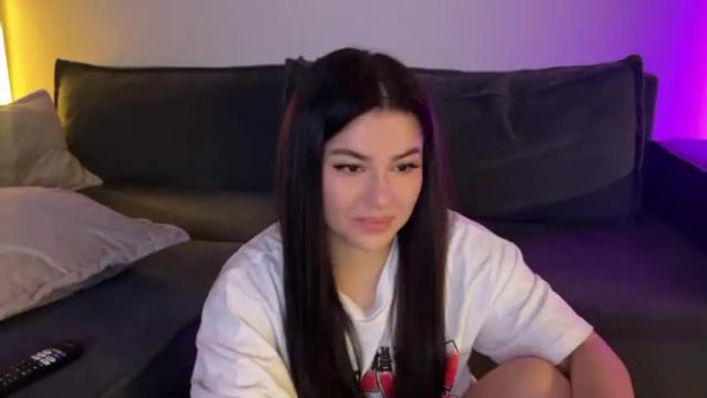 Image 11 of vaiee Stream on Chaturbate on 14 months ago