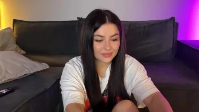 Image 2 of vaiee Stream on Chaturbate on 14 months ago