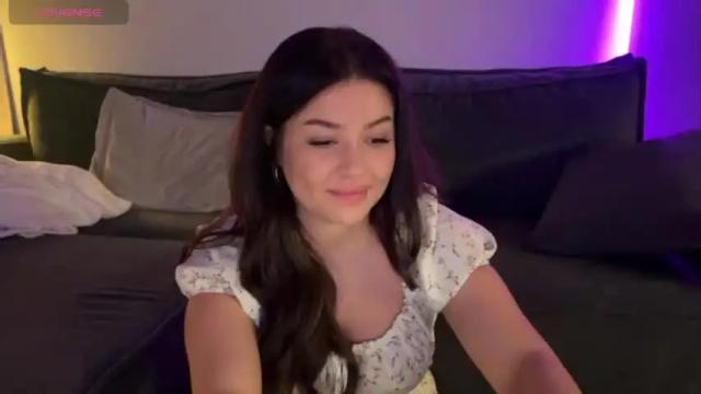 Image 11 of vaiee Stream on Chaturbate on 14 months ago