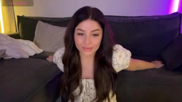Image 8 of vaiee Stream on Chaturbate on 14 months ago