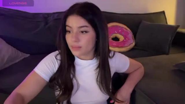 Image 12 of vaiee Stream on Chaturbate on 14 months ago