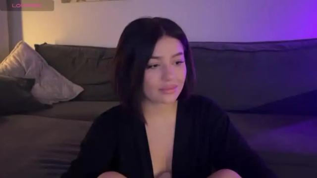 Image 4 of vaiee Stream on Chaturbate on 13 months ago