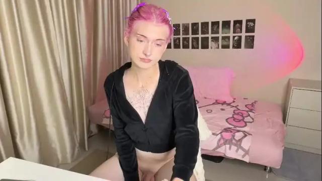 Image 6 of vailyreb Stream on Chaturbate on 19 days ago