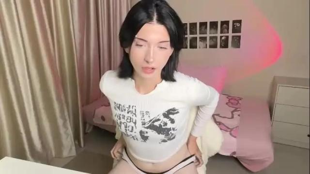 Image 4 of vailyreb Stream on Chaturbate on 1 month ago