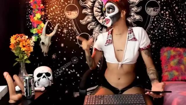 Image 8 of vaiolet06 Stream on Chaturbate on 19 months ago