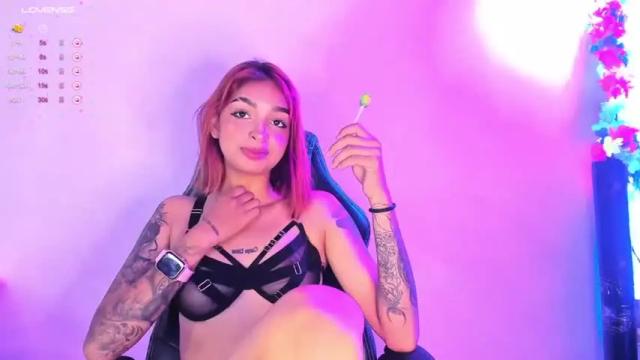 Thumbnail 2, vaiolet06's Stream at Chaturbate, 19 months ago