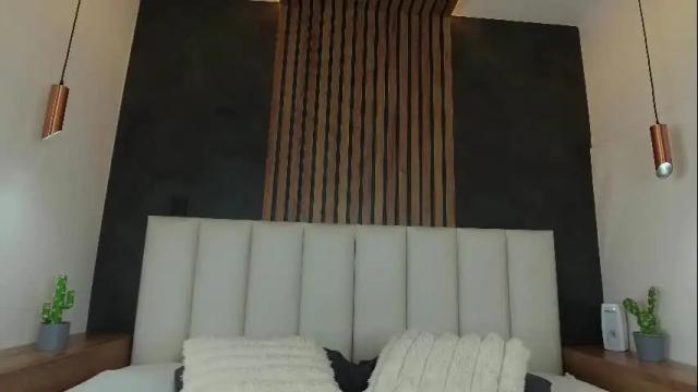 Thumbnail 2, vaiolet_rb's Stream at Chaturbate, 1 month ago