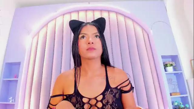 Image 11 of vaiolet_rb Stream on Chaturbate on 28 days ago
